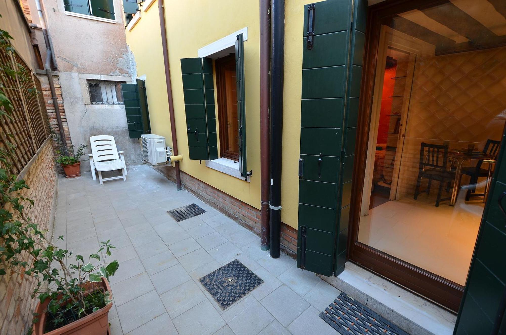 Barbera-Biennale Apartment เวนิส ภายนอก รูปภาพ